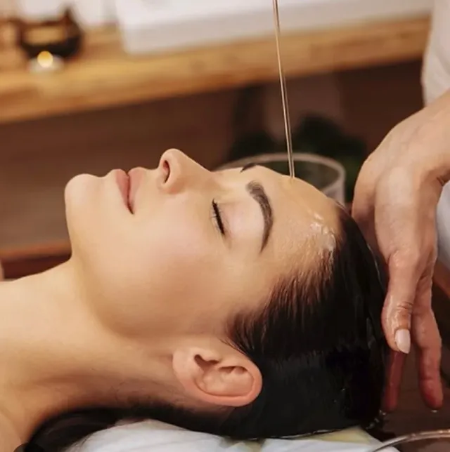 Coupe et coiffure au salon